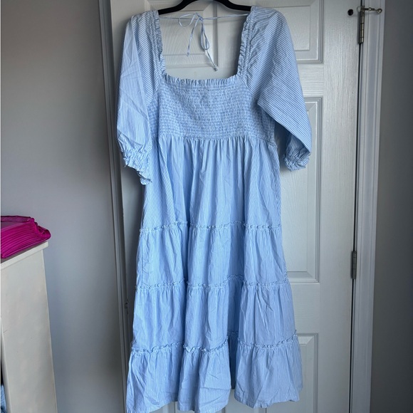 Crown & Ivy Light Blue Midi Dress - Picture 4 of 4